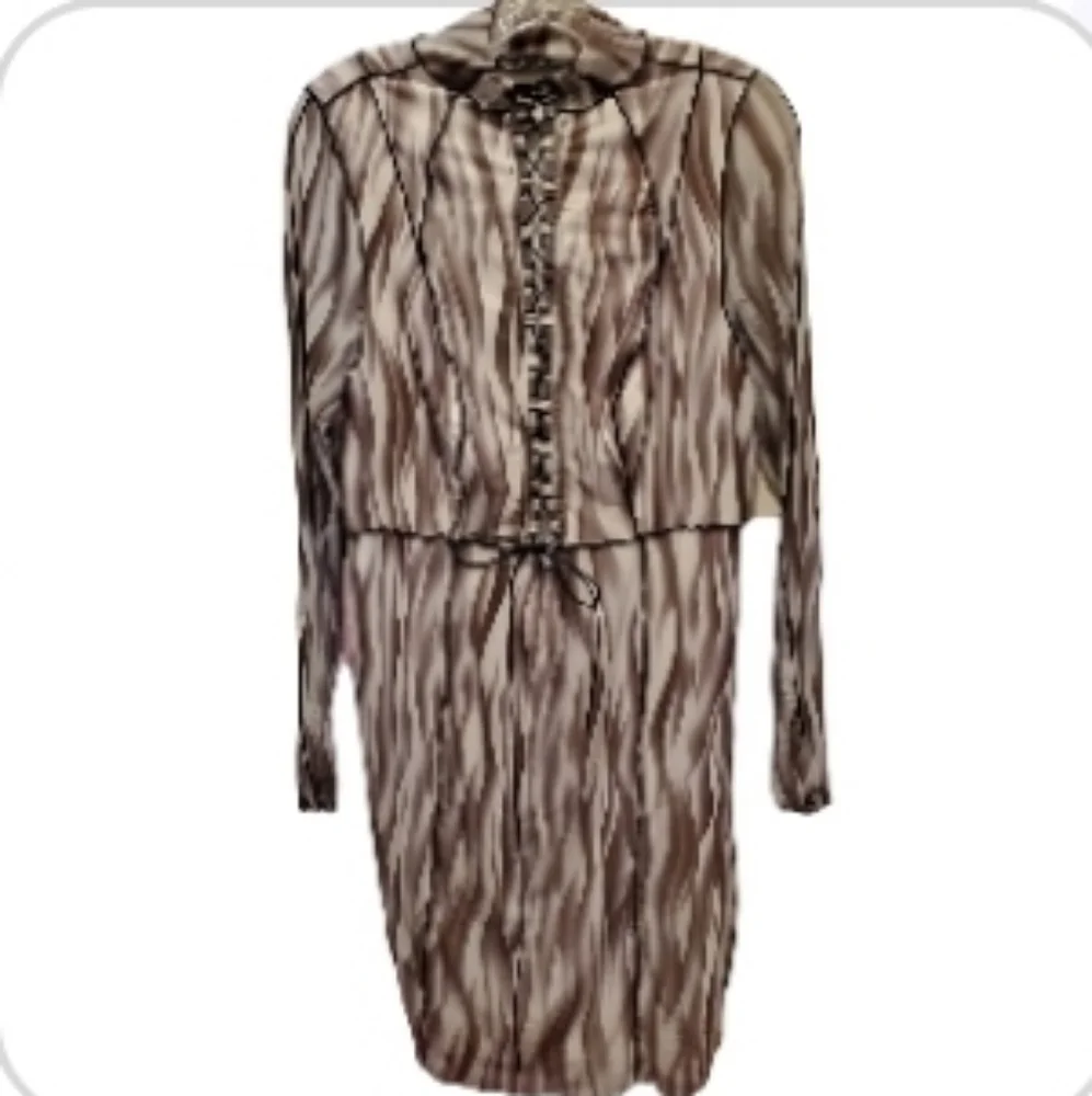 Fashion to Figure Rayna Lace-up Body-con Dress - Picture 2 of 15